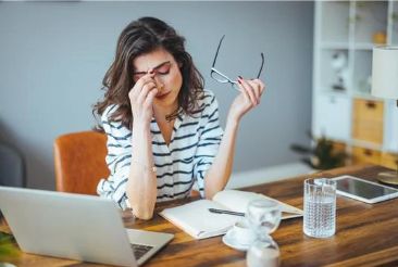 How Small Daily Stress Can Hurt Your Health (And What You Can Do About It)